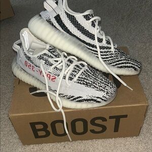 Adidas Yeezy Boost 350 V2 Zebra